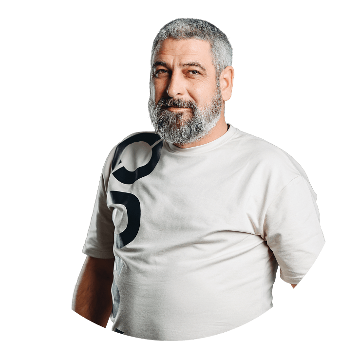 Дмитрий Опря